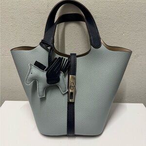 Women's Light Gray Pebbled Leather Tote with Navy Trim